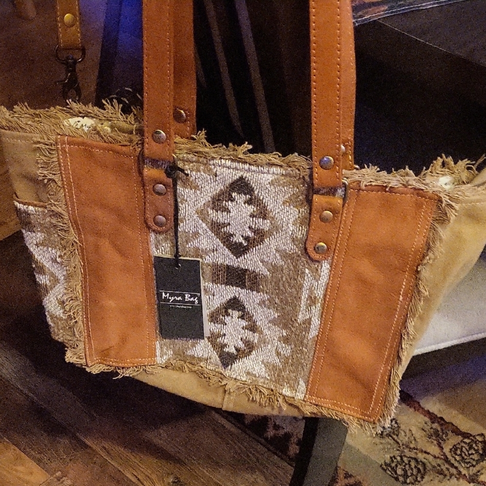 Myra Bag